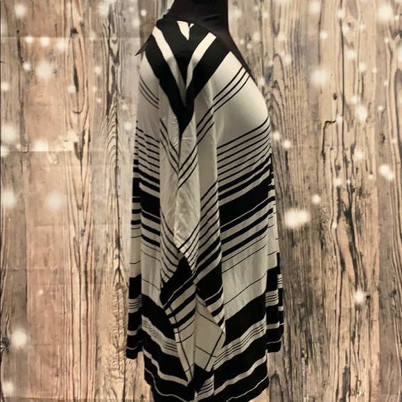 💗NWT BCBGMAXAZRIA “LUCILLA” BLOUSE - Picture 4 of 7